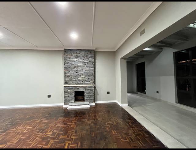 398M² OFFICE TO LET IN EASTLEIGH